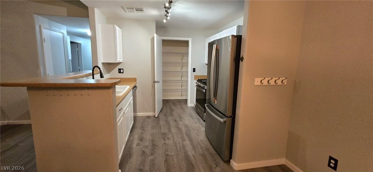 8250 N Grand Canyon Dr #1084 - Photo 2 of 8