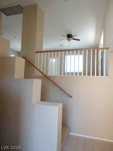 7018 Pacific Coast St - Photo 4 of 35