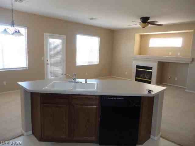 7018 Pacific Coast St - Photo 7 of 35