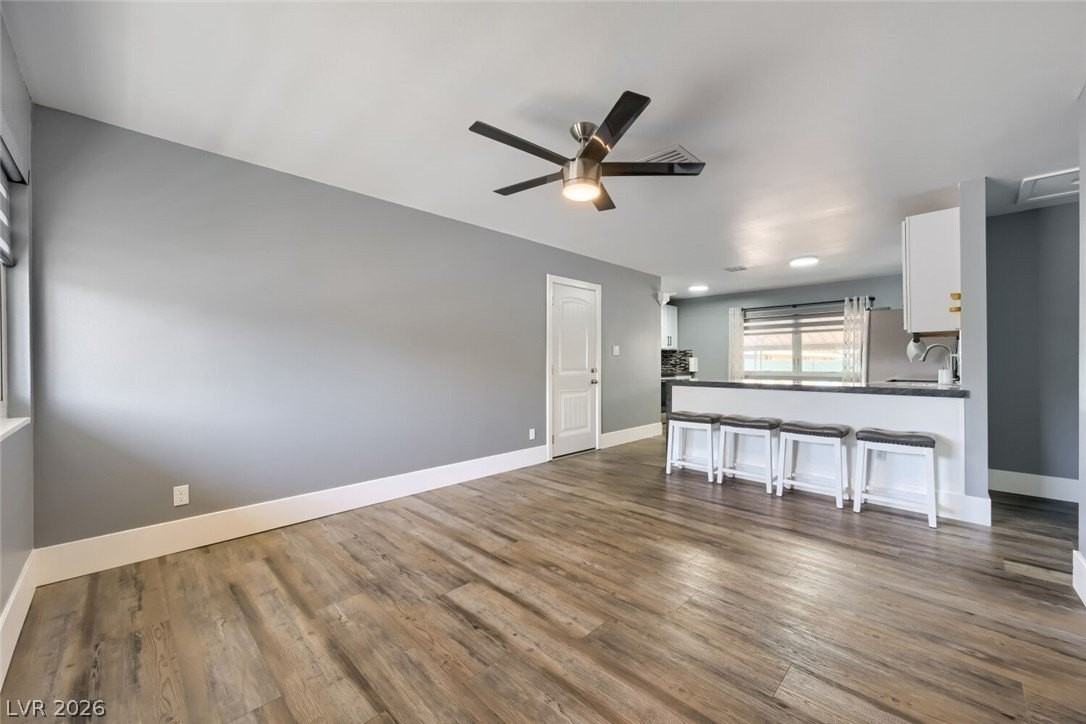 2728 Alcoa Ave - Photo 4 of 20