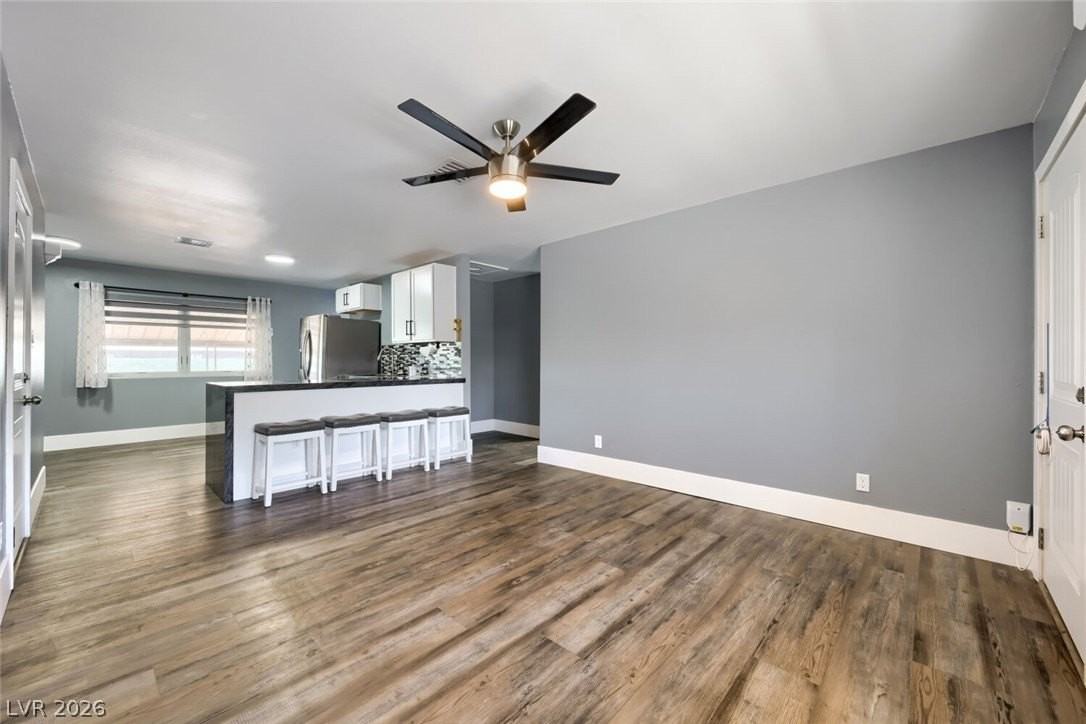 2728 Alcoa Ave - Photo 5 of 20