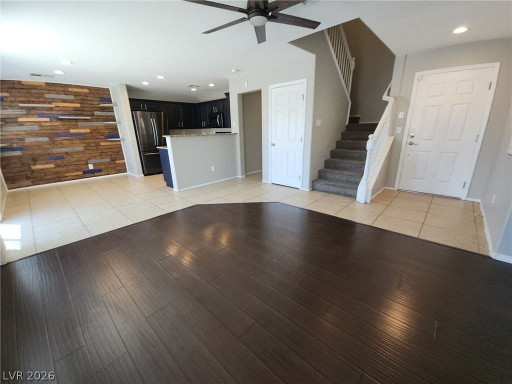 8253 Wildwood Glen Dr - Photo 3 of 43