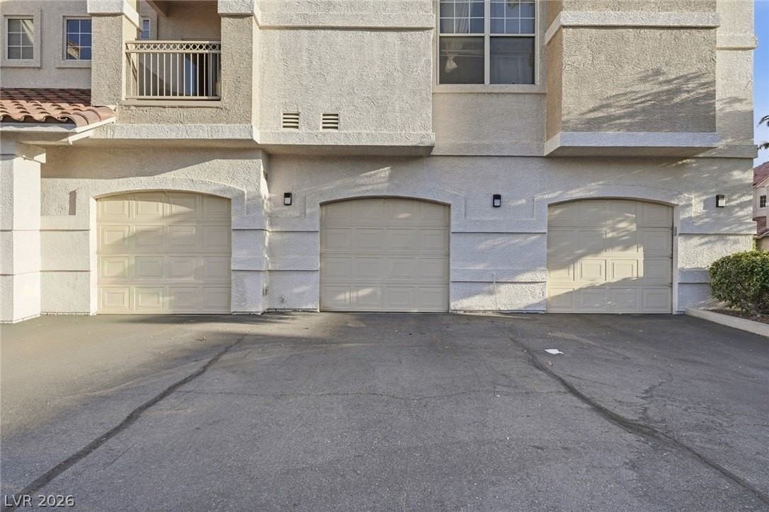8555 W Russell Rd #1048 - Photo 5 of 31