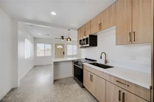 featured image of 1934 Stanford St #A