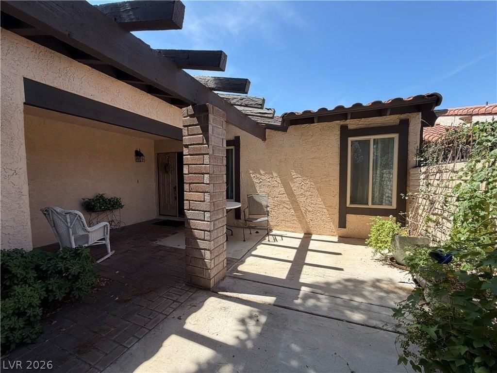 2212 Plaza Del Prado - Photo 5 of 36
