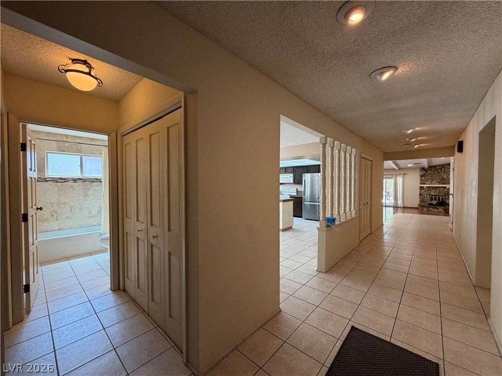 2212 Plaza Del Prado - Photo 6 of 36