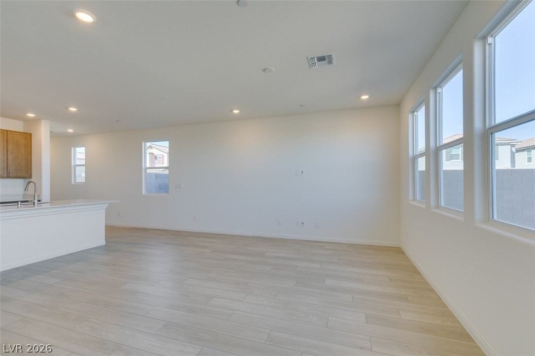 650 Moonlit Lake Ln - Photo 6 of 29