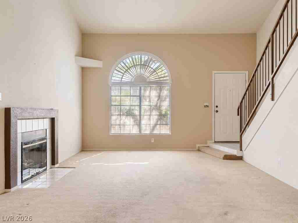 1045 Grammy Dr - Photo 4 of 16