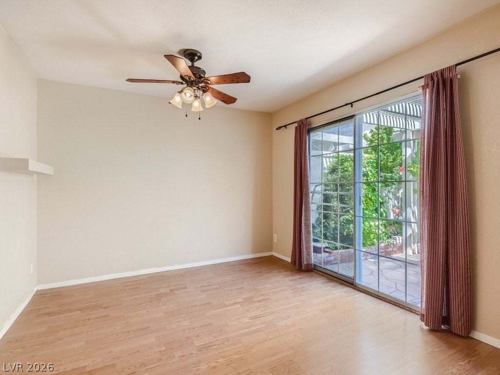 1045 Grammy Dr - Photo 5 of 16