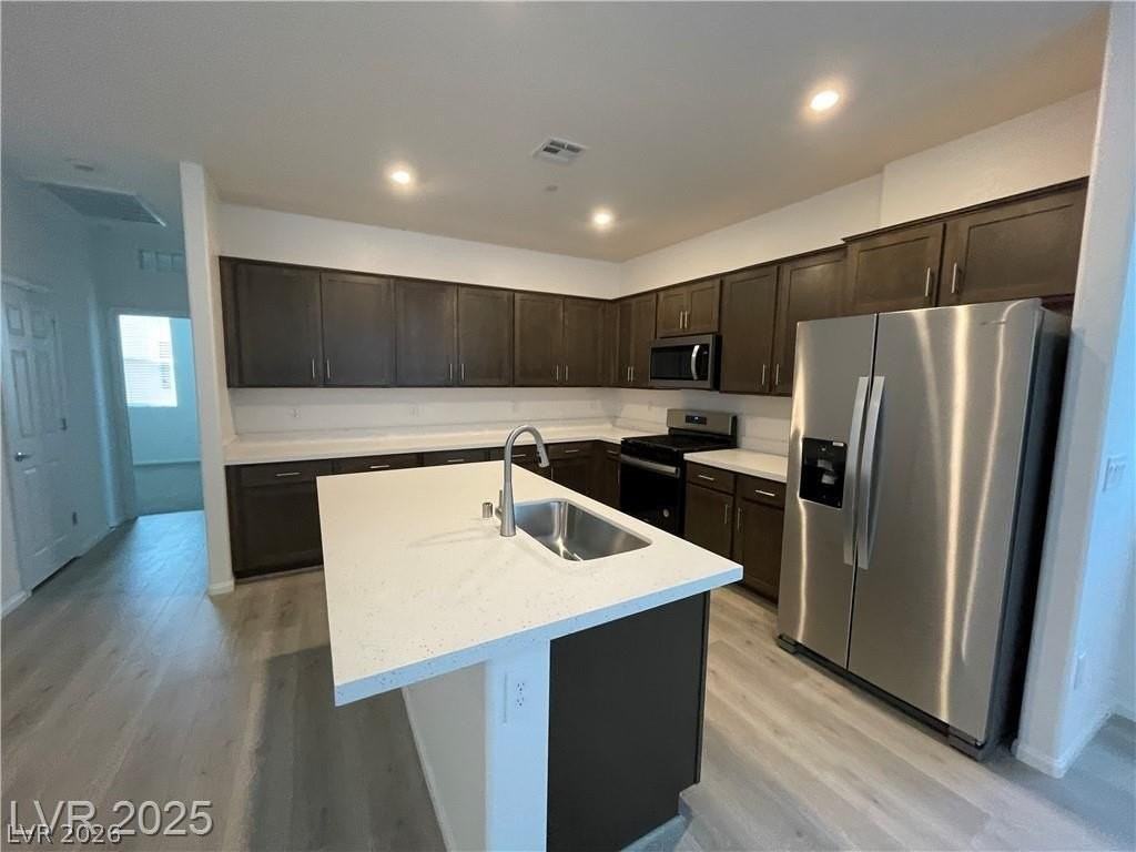 645 Bellus Pl - Photo 3 of 22