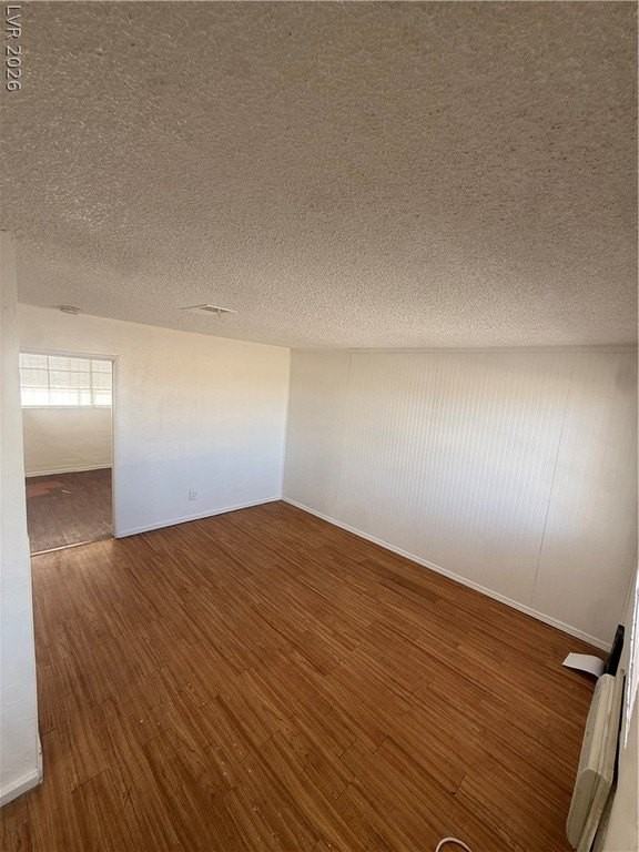 708 Jackson Ave #D - Photo 6 of 18