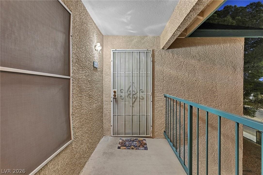 5131 Lindell Rd #205 - Photo 2 of 33