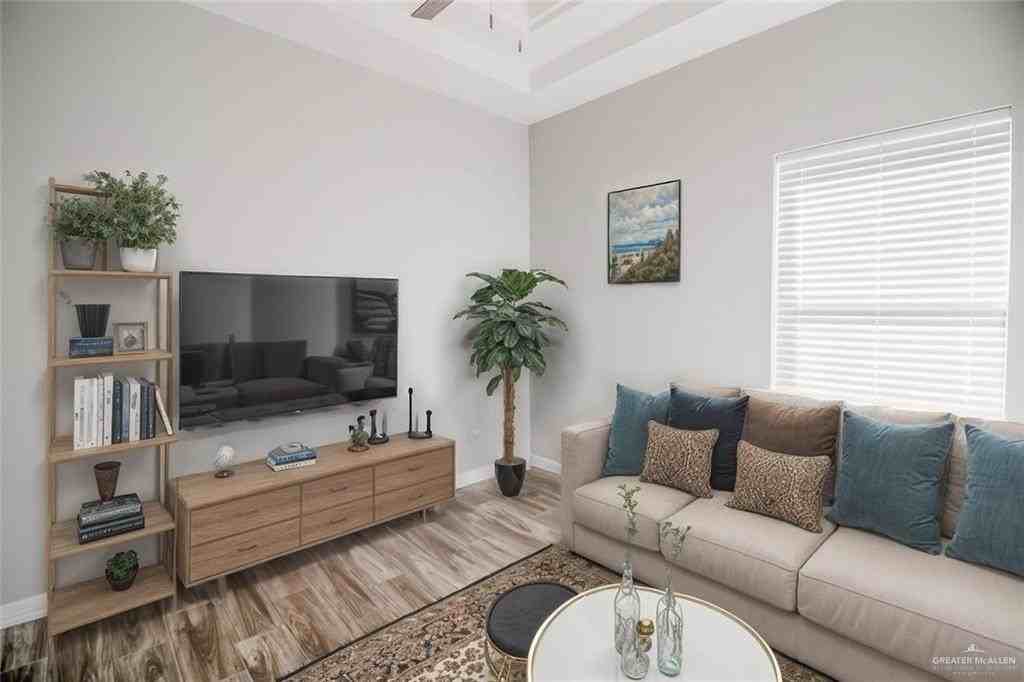905 W Sunset Valley St #4 - Photo 4 of 15