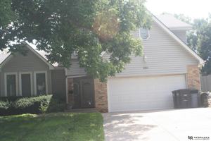 featured image of 9261 Adams St