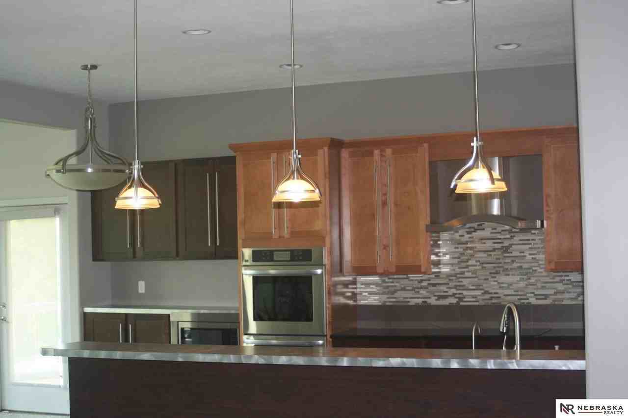 13119 Potter St - Photo 3 of 18