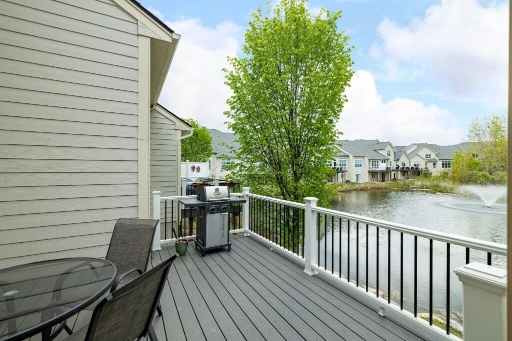3031 N Spurway Dr - Photo 4 of 39