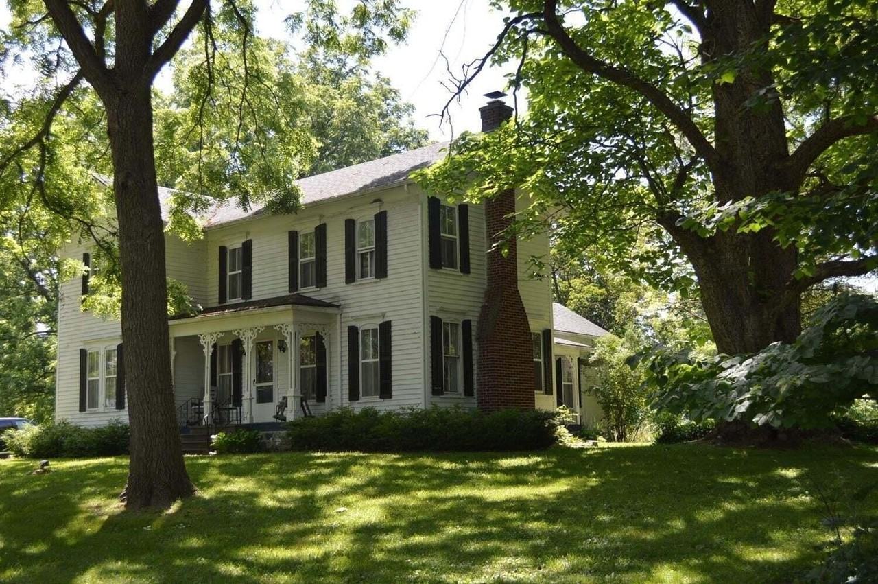 4561 N Lake Rd - Photo 3 of 27