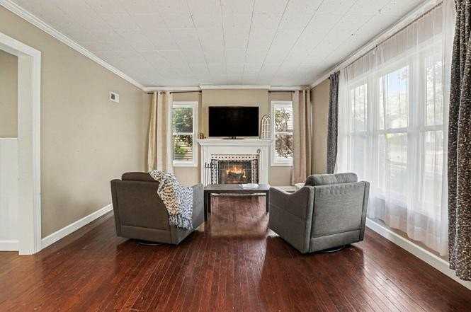 733 Whites Rd - Photo 3 of 14