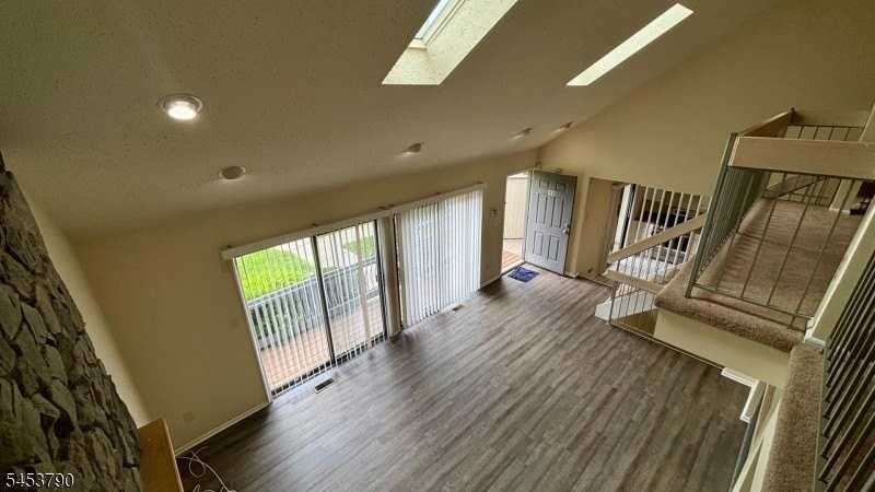 12 Spencer St #12 - Photo 3 of 18