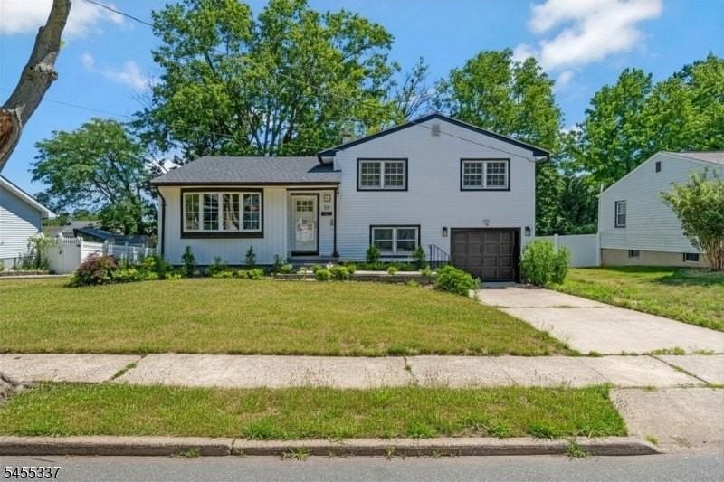 33 Larchmont Rd - Photo 2 of 27