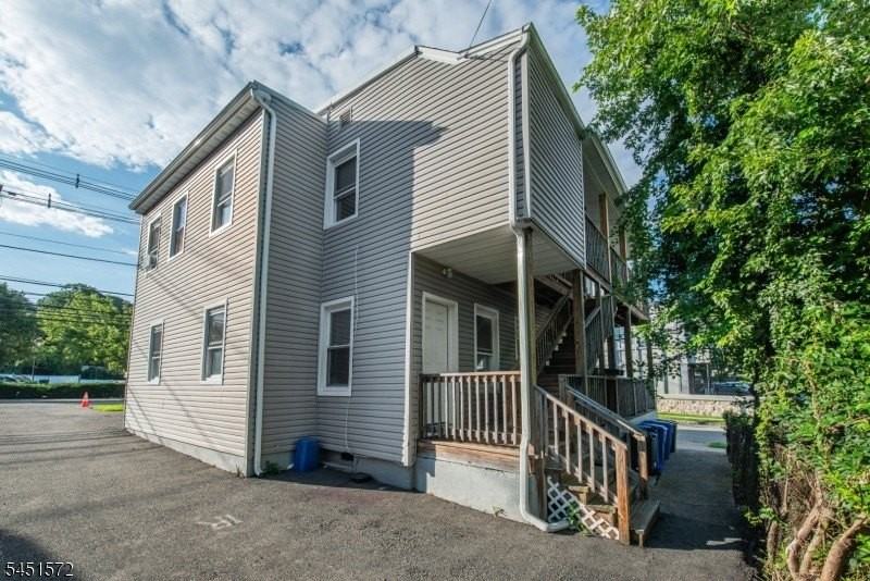143 Valley Rd #2R - Photo 5 of 20