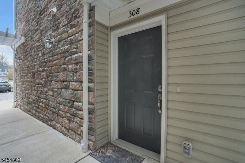 308 Rotando Way - Photo 3 of 27