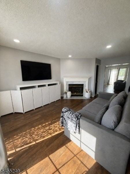 22 Seton Hall Dr - Photo 4 of 37
