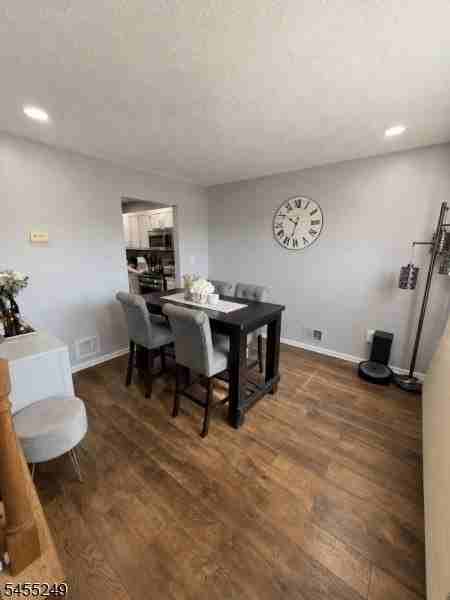 22 Seton Hall Dr - Photo 7 of 37
