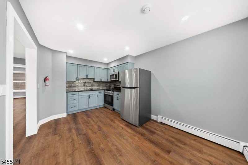 298 Belmont Ave #5 - Photo 4 of 13