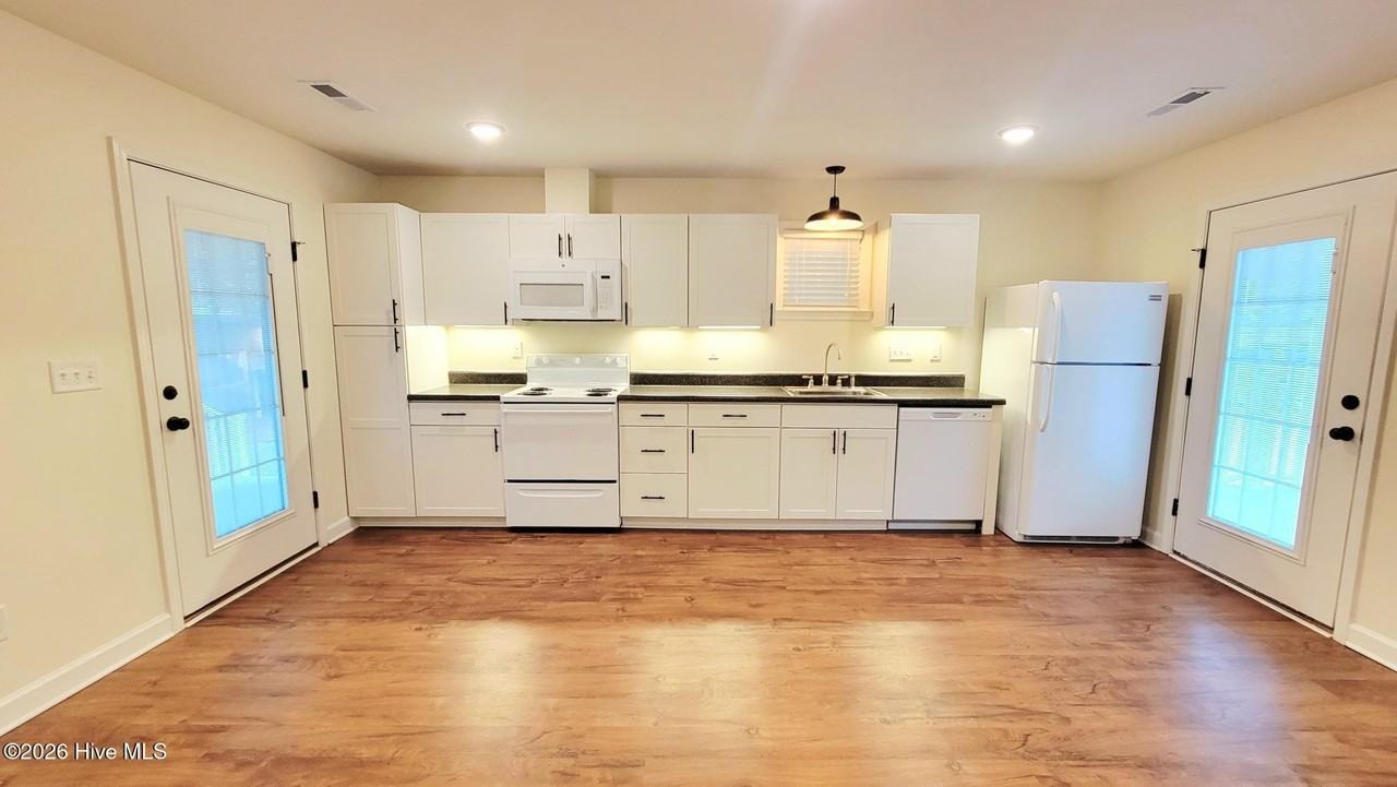 5006 Pine Needle Dr #A - Photo 3 of 17