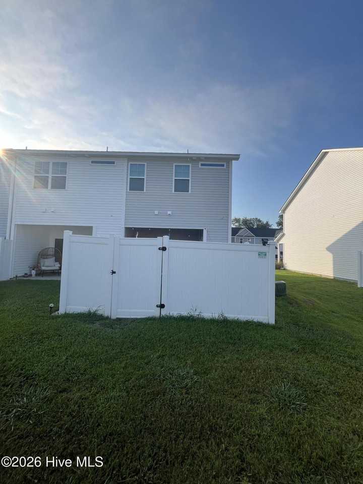 11 Catalina Cir - Photo 3 of 10