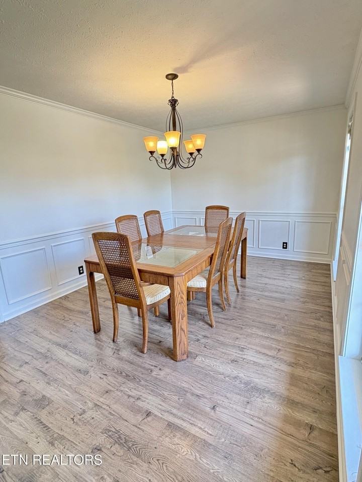 1005 Harbour Shore Dr - Photo 4 of 30