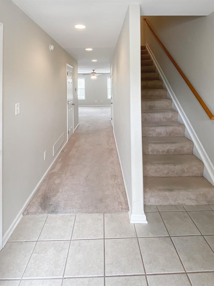 2221 Reserve Ct - Photo 2 of 15