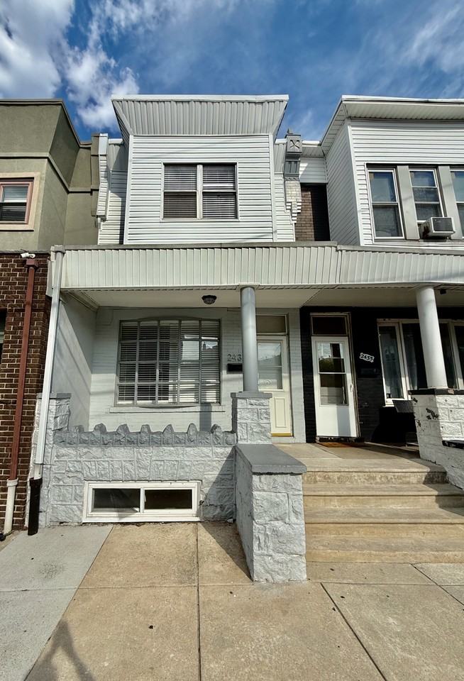 2433 S 3rd St #1 - Photo 2 of 43