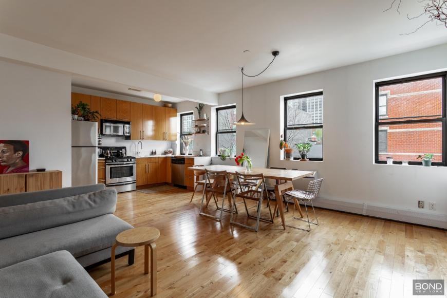 84 Green St