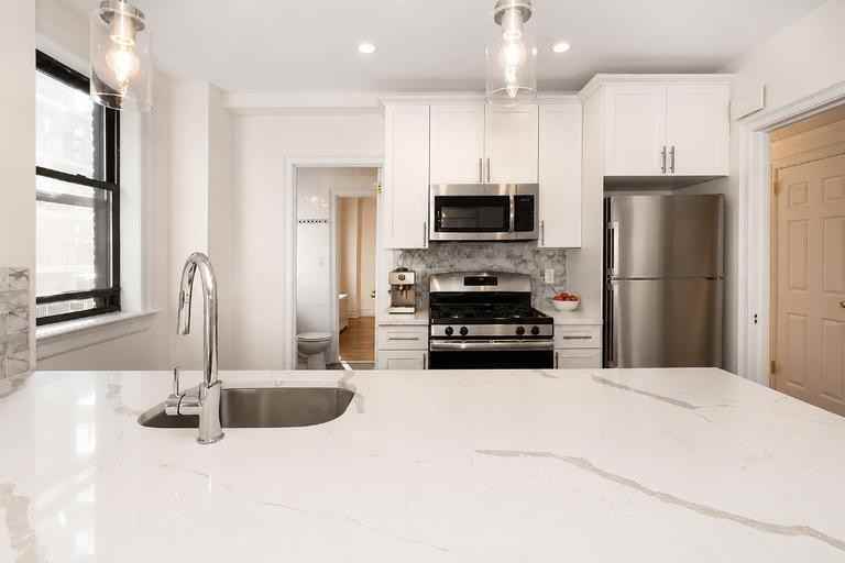 27 W 96th St - Photo 2 of 10