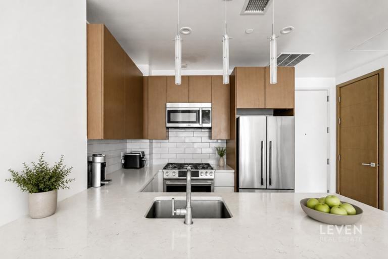 2717 42nd Rd - Photo 4 of 10