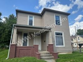 featured image of 457 Nussbaum Ave #1