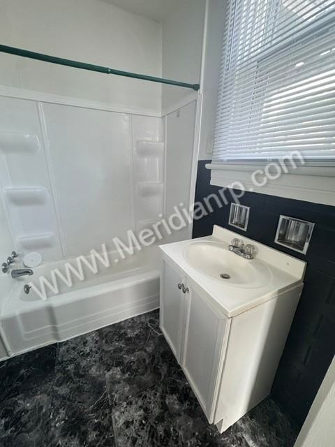 457 Nussbaum Ave #1 - Photo 3 of 9