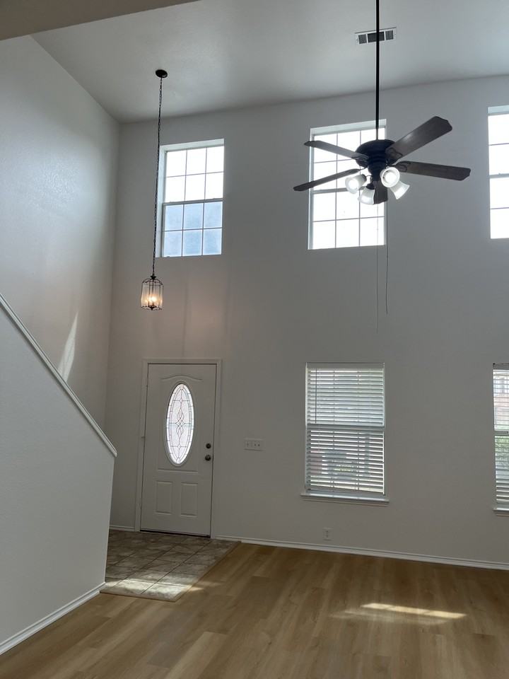 4529 Blue Jay Ln #1 - Photo 3 of 34