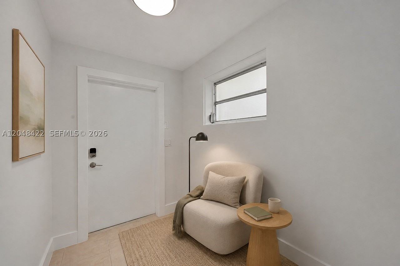 810 Sw 12th Ct #810 - Photo 7 of 21