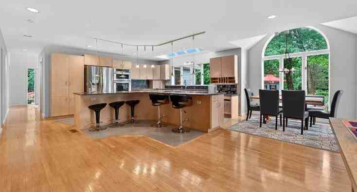 109 Sleight Plass Rd #1 - Photo 7 of 10