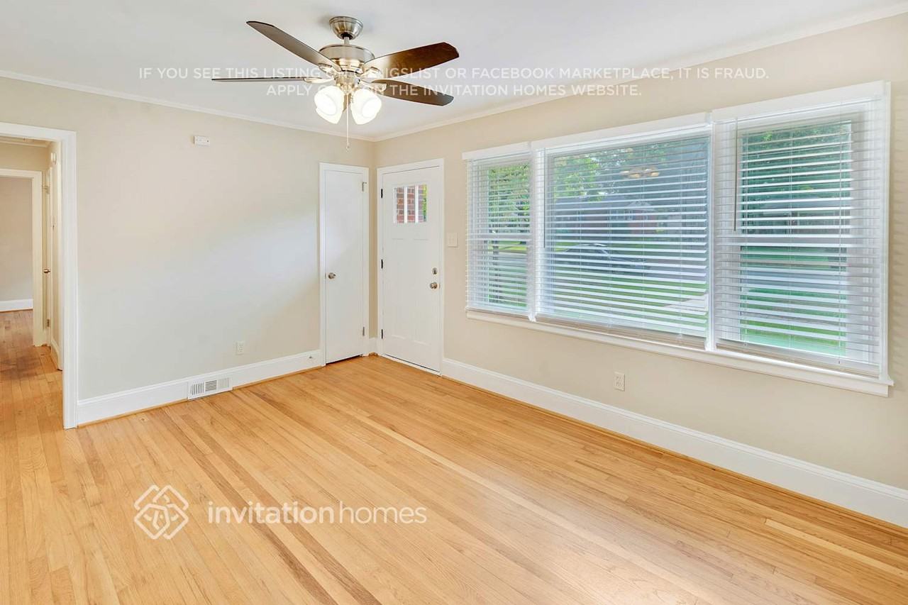 2312 Markham Ct - Photo 5 of 21