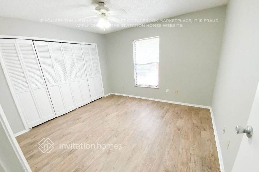 11143 Stoney Point Ln W - Photo 7 of 11