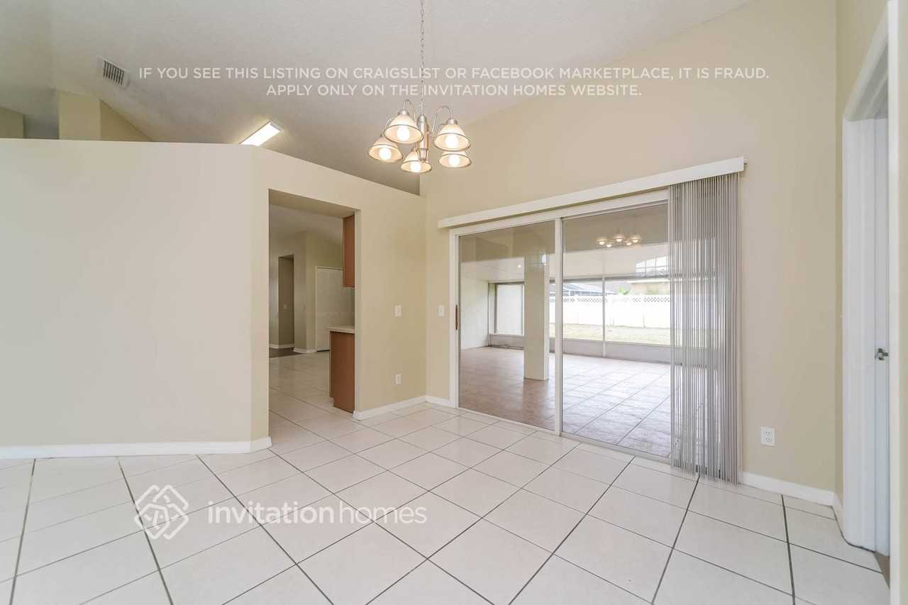 1440 Bradwell Dr - Photo 5 of 17