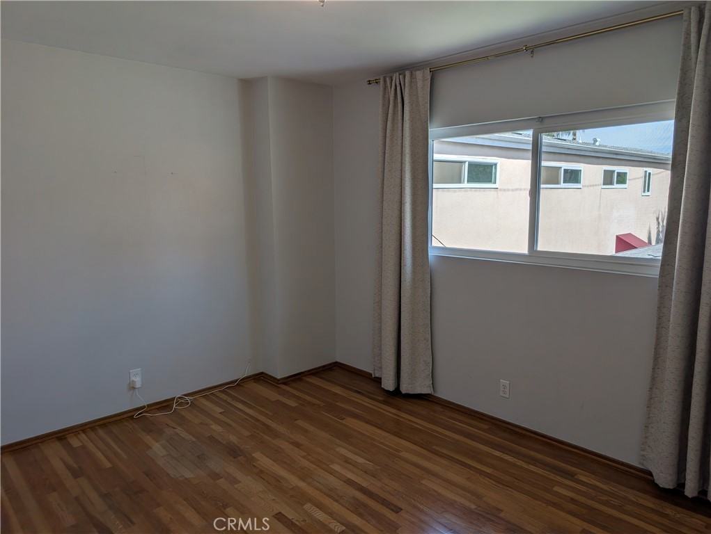 221 8th B B - Photo 6 of 9