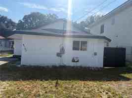 featured image of 4147 Nw 23rd Ct #4147
