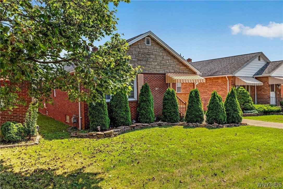 187 Eastland Pkwy - Photo 4 of 34