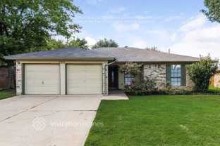 709 W Lynn Creek Dr - Photo 1 of 1