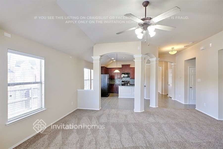 5000 Blackwood Dr - Photo 3 of 12